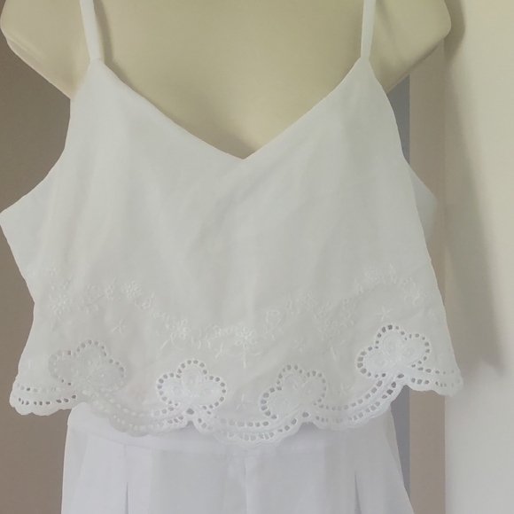 Bebe White Embroidered Trim Jumpsuit - Size 10 - Picture 2 of 8